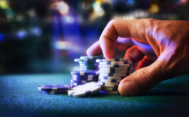 Multi-game dashboard showing football, casino, and slot selections